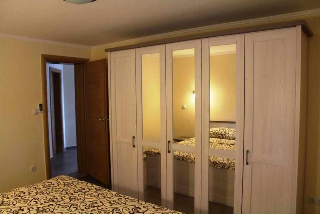 Apartment Sax Езера Экстерьер фото